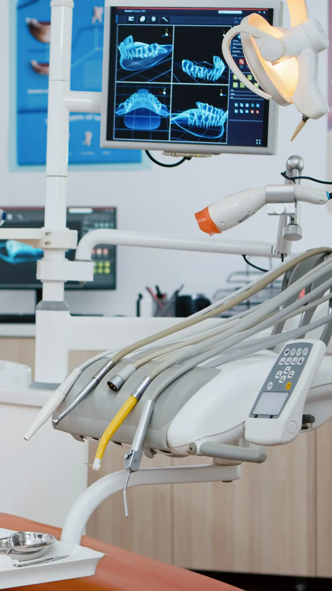 Emergency Care for Lost Teeth Emergency Care for Lost Teeth